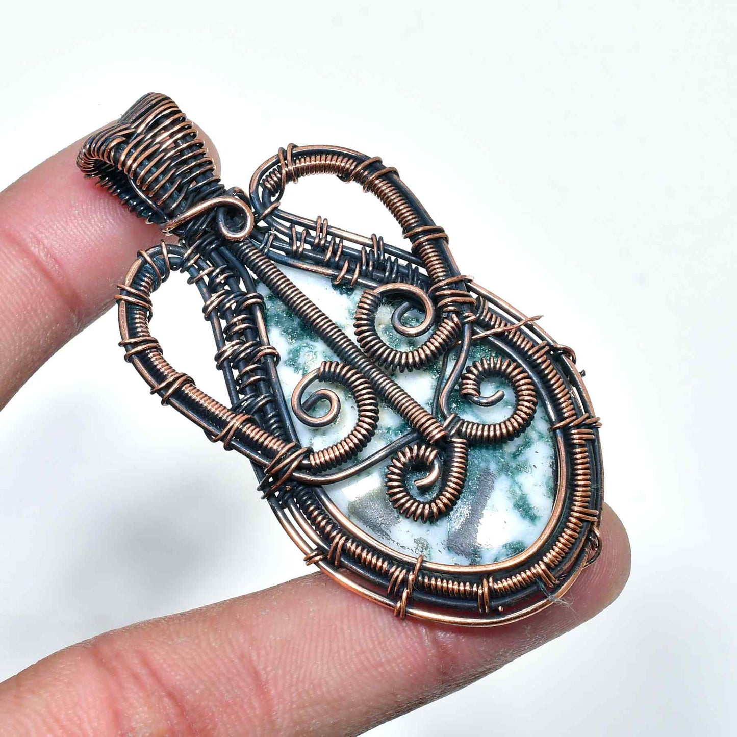 Clarity’s Embrace – Handcrafted Gemstone Wire Pendant