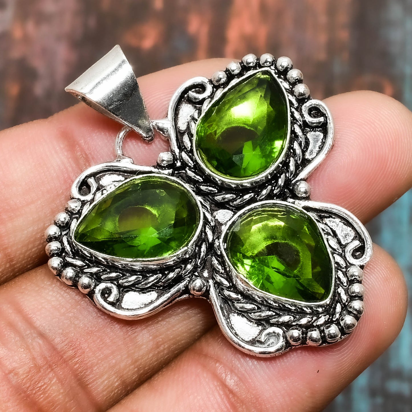 Verdant Harmony – Sterling Silver Peridot Trio Pendant