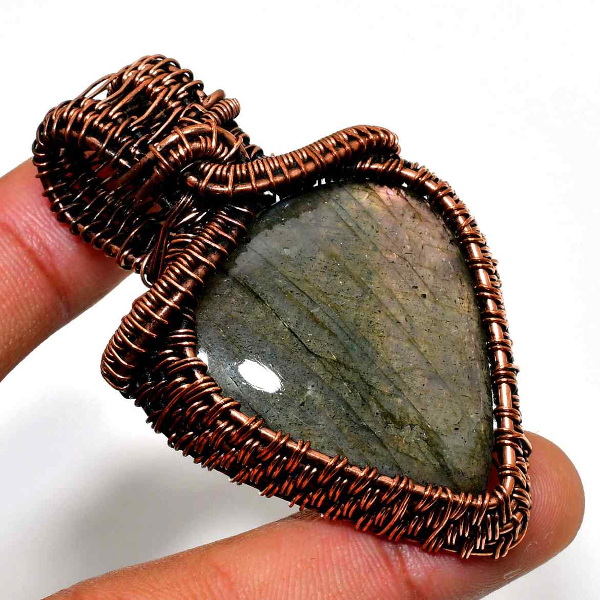 Elysian Glow – Labradorite Copper Pendant
