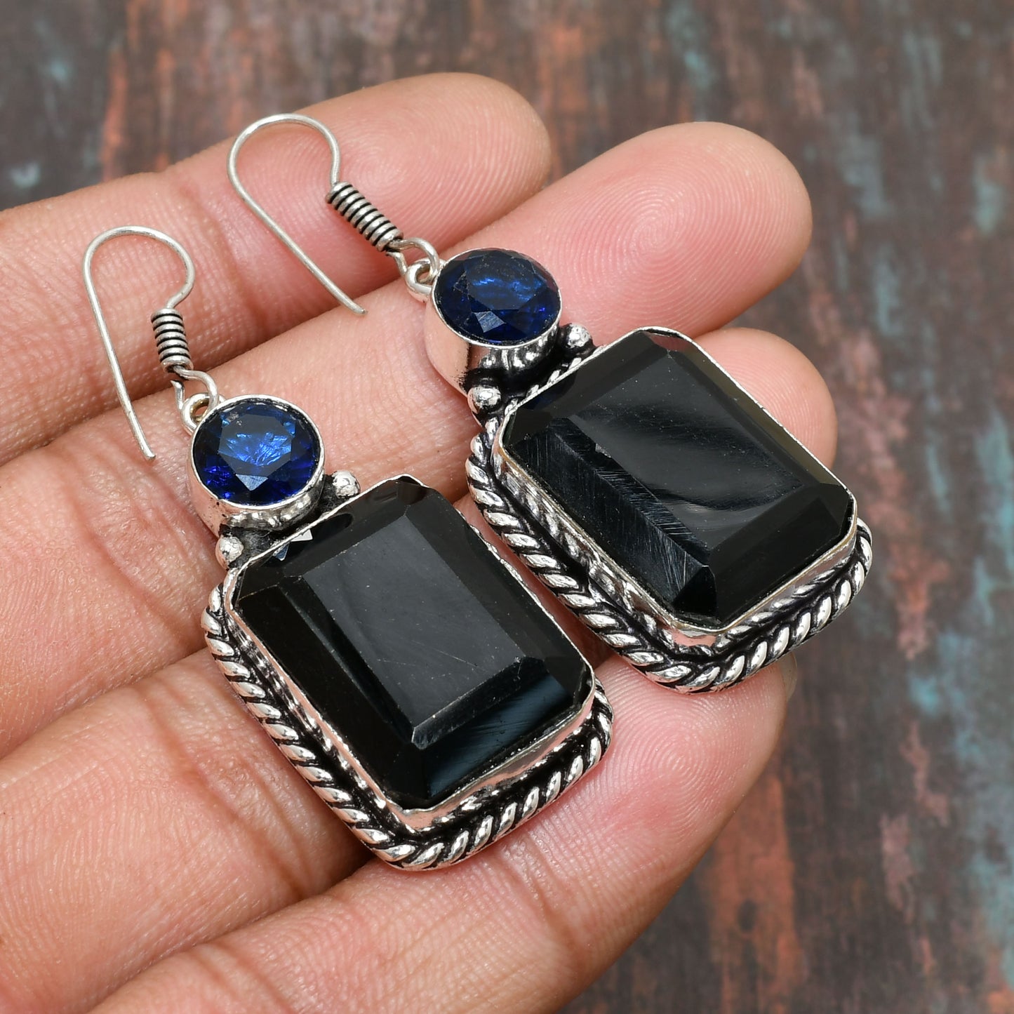 Ebon Radiance – Black Onyx & Blue Topaz Silver Earrings
