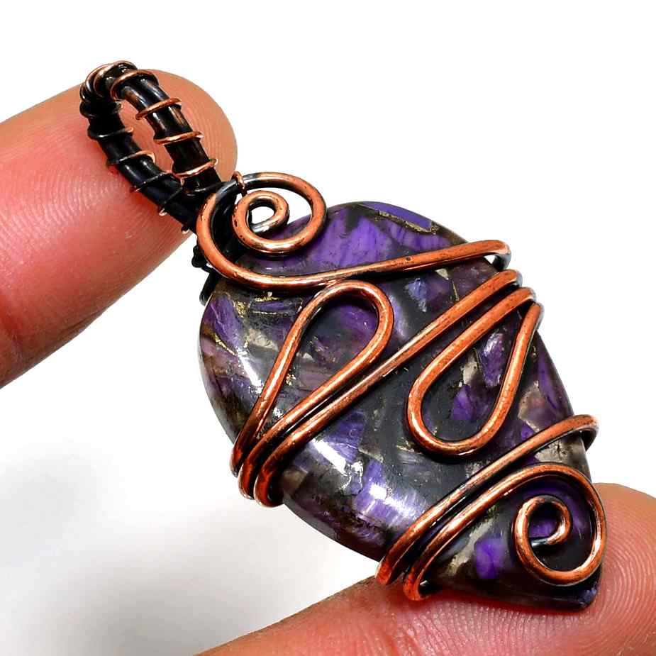 Tranquil Aura – Amethyst & Copper Pendant