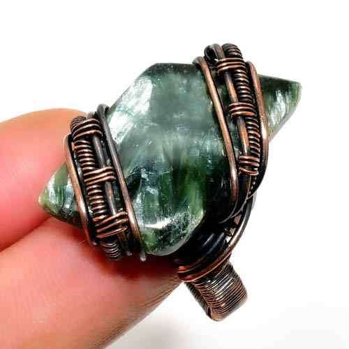 Verdant Harmony – Green Quartz Copper Ring