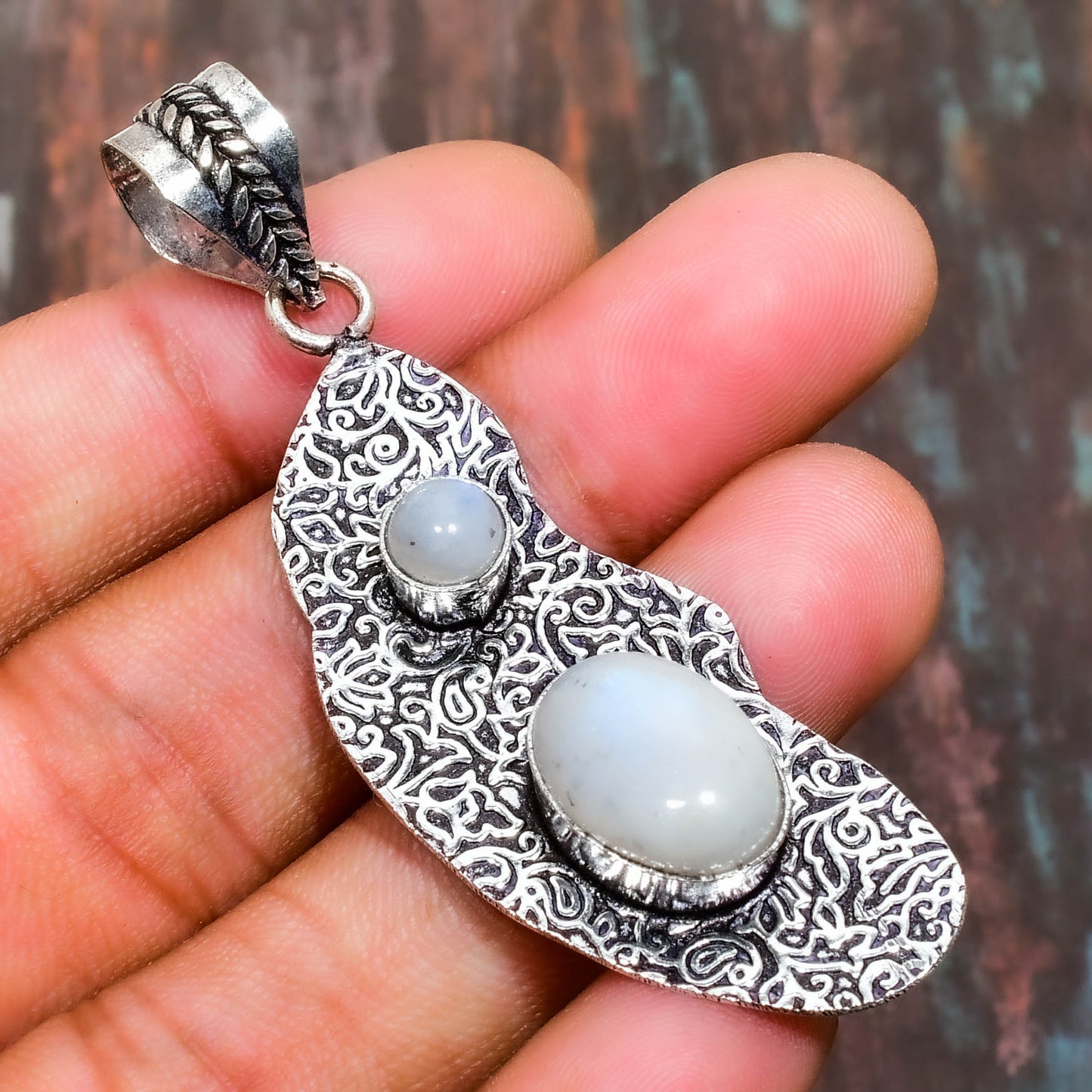 Luna’s Whisper – Silver Moonstone Pendant