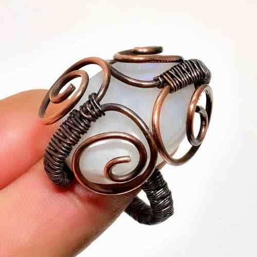 Luna’s Glow – Oxidized Copper Moonstone Ring