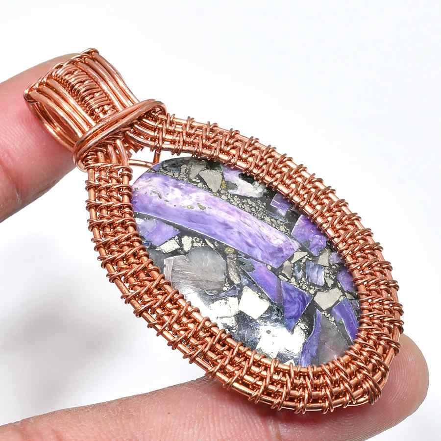 Tranquil Guardian – Amethyst Copper Pendant