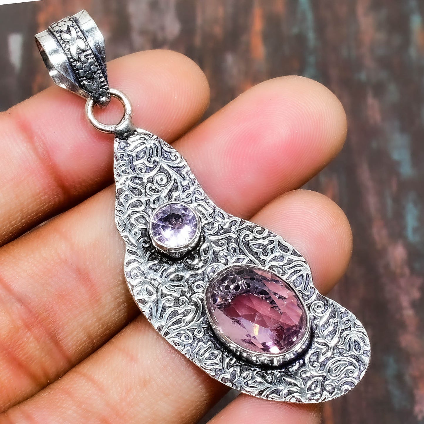 Selene’s Harmony – Amethyst Copper Pendant