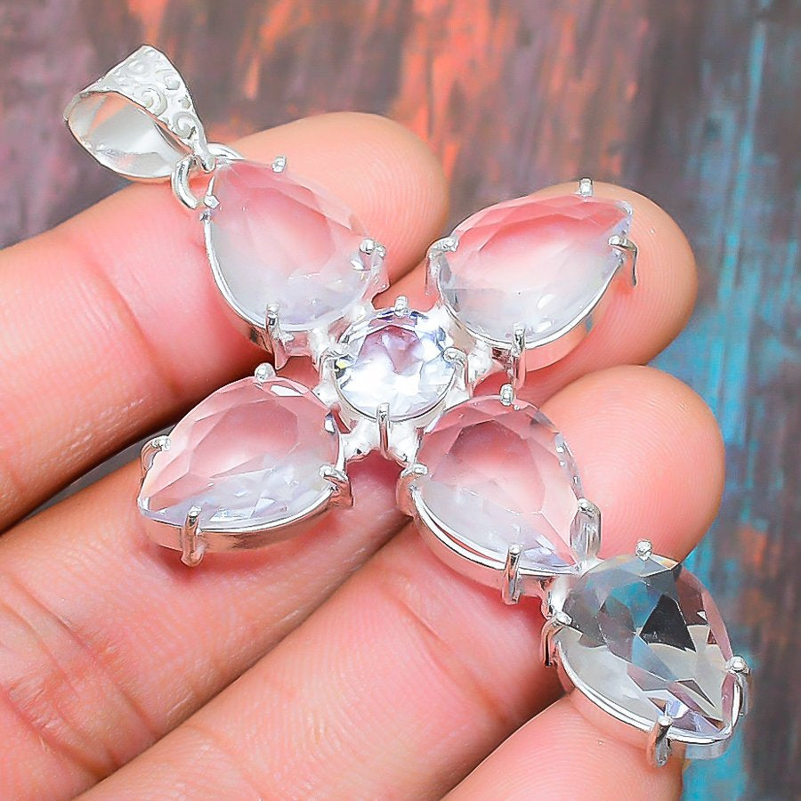 Serenity Bloom – Rose Quartz Silver Pendant