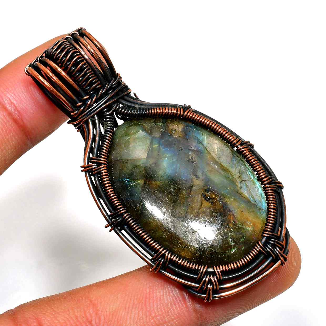 Mystic Dream – Labradorite Copper Pendant