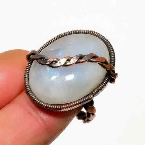 Luna’s Embrace – Antique Silver Moonstone Ring