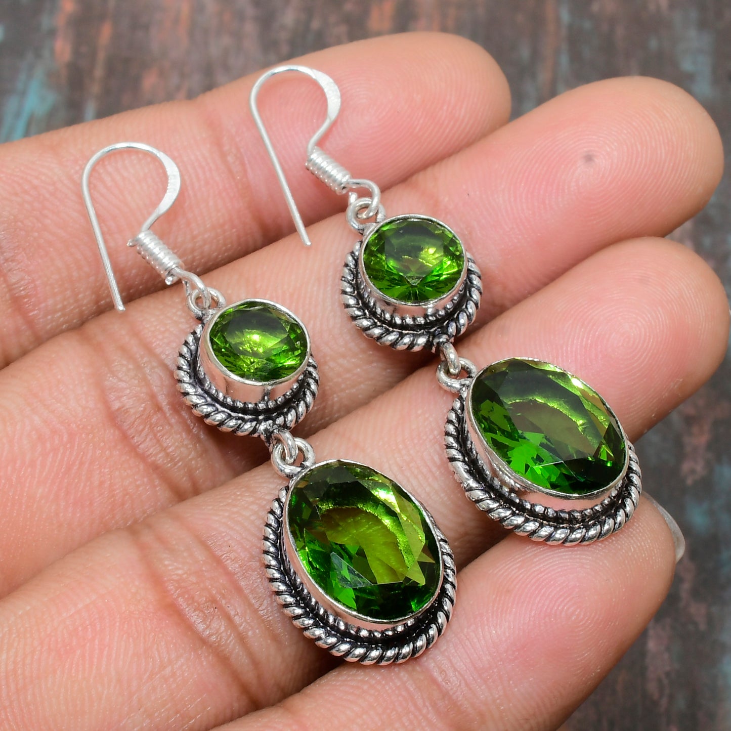 Verdant Whisper – Peridot Silver Drop Earrings
