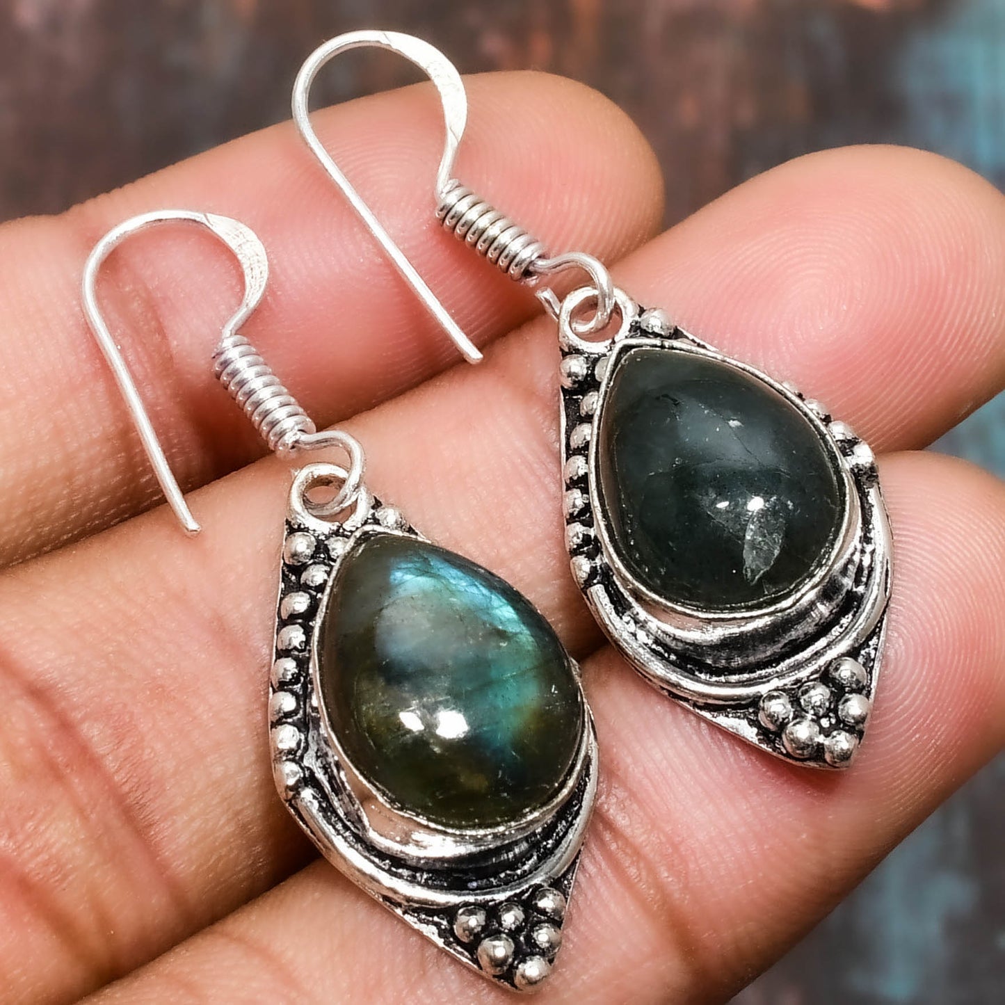 Luna’s Tear – Silver Labradorite Earrings