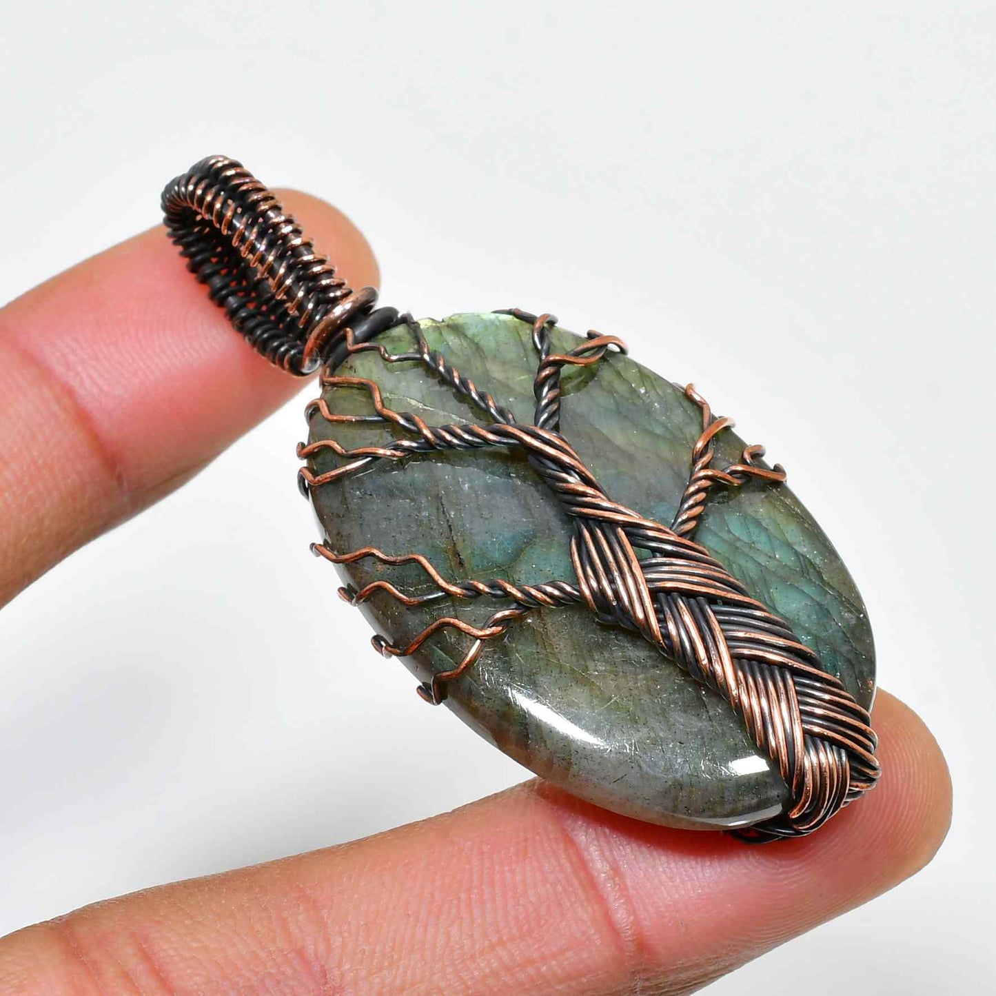 Selene’s Veil – Labradorite Copper Pendant