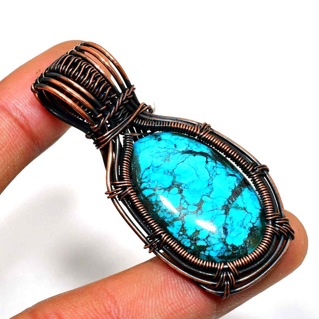 Tranquil Aura – Turquoise Copper Pendant