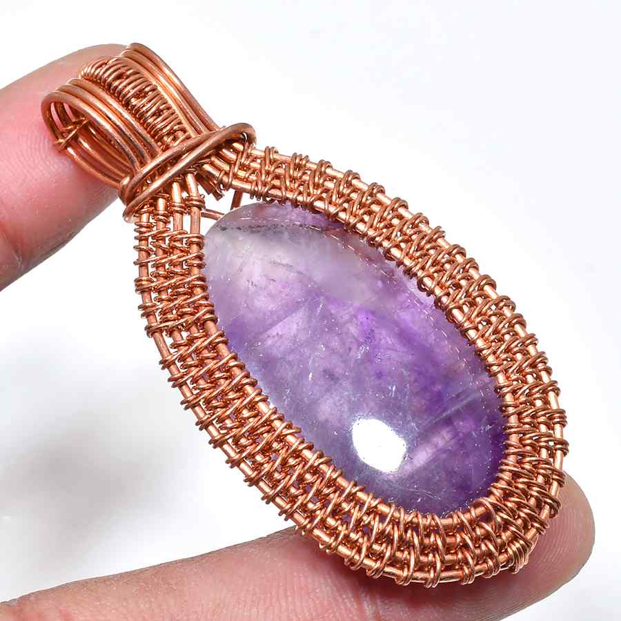 Ezra’s Veil – Mystic Amethyst Copper Pendant