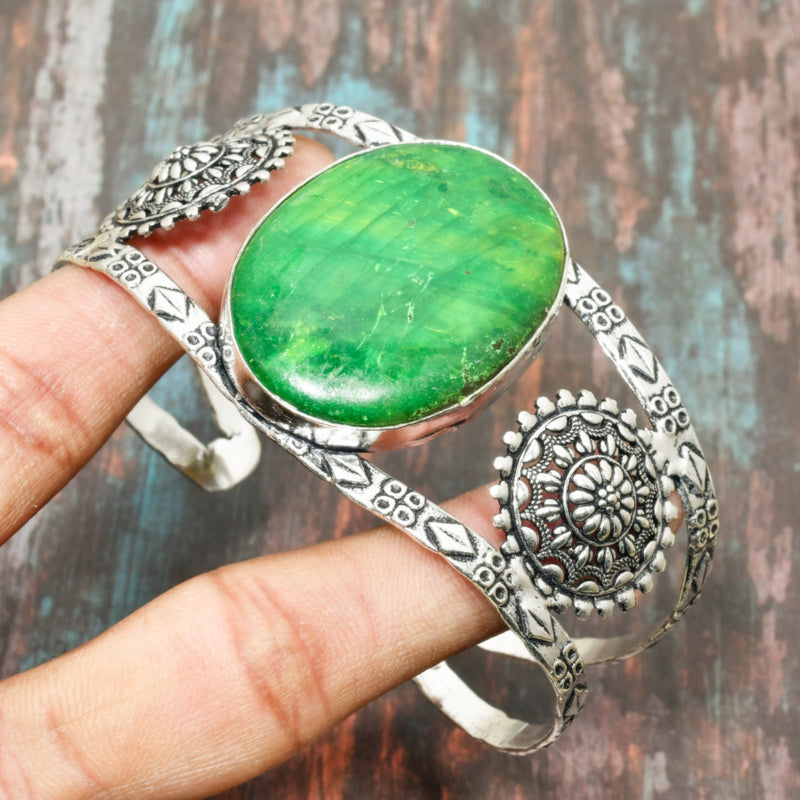 Evoke Green – Jade & Silver Harmony Bracelet