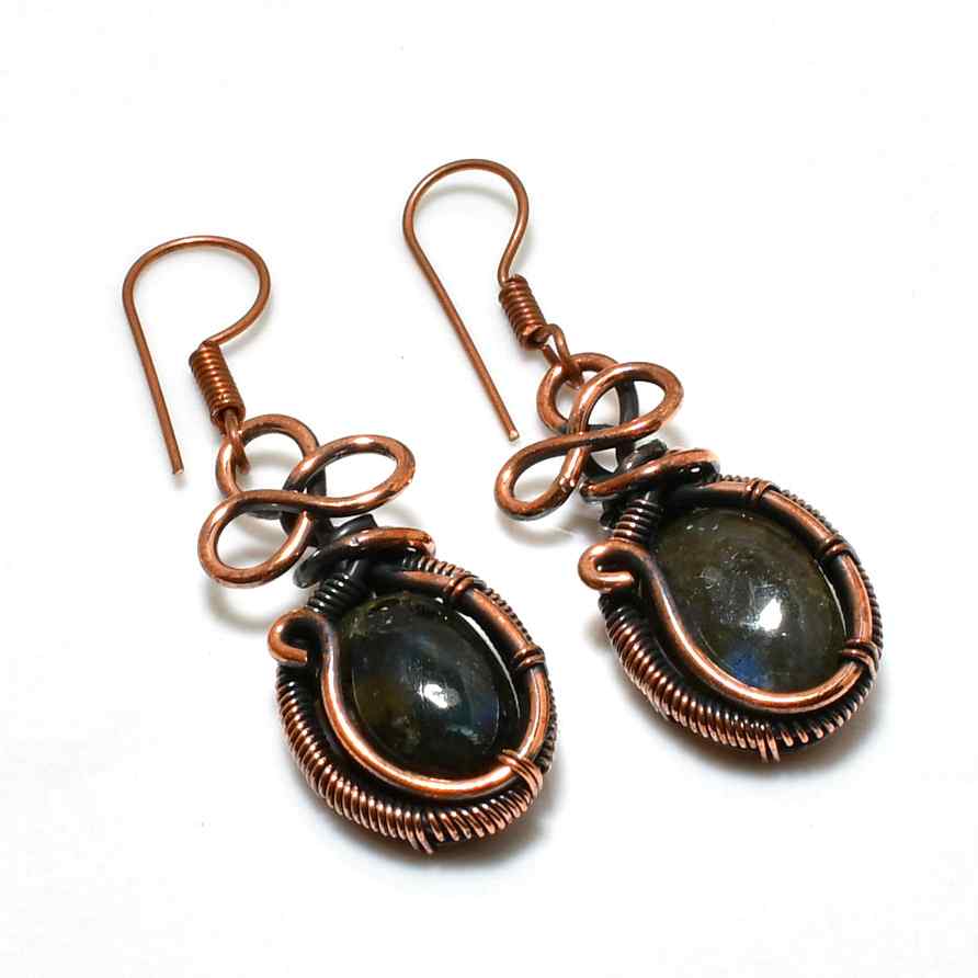 Moonlit Veil – Labradorite Copper Earrings