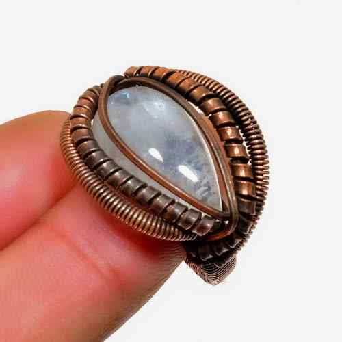 Luna’s Embrace – Moonstone Copper Ring