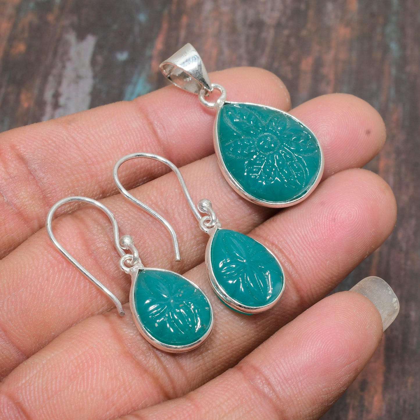 Floral Symphony – Green Agate & Sterling Silver Jewelry Set