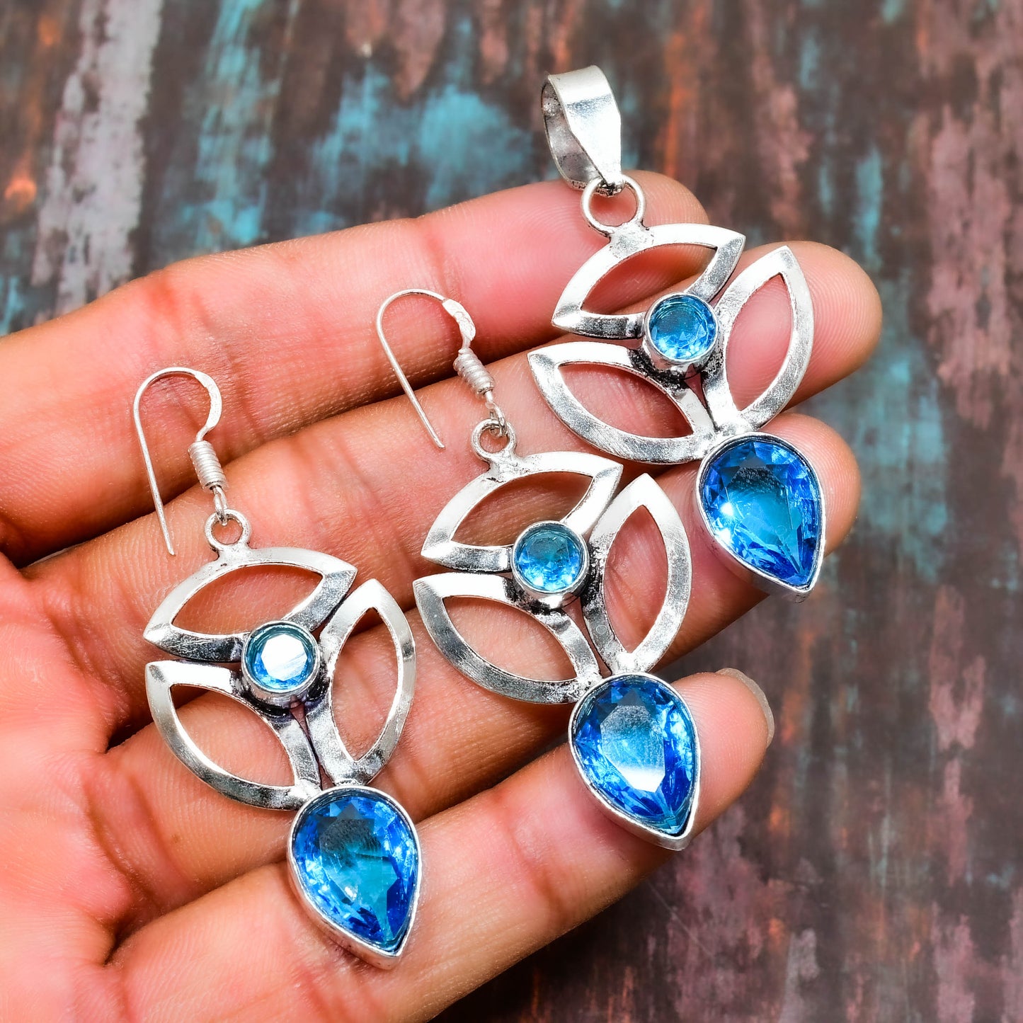 Serene Azure – Blue Topaz & Silver Jewelry Set