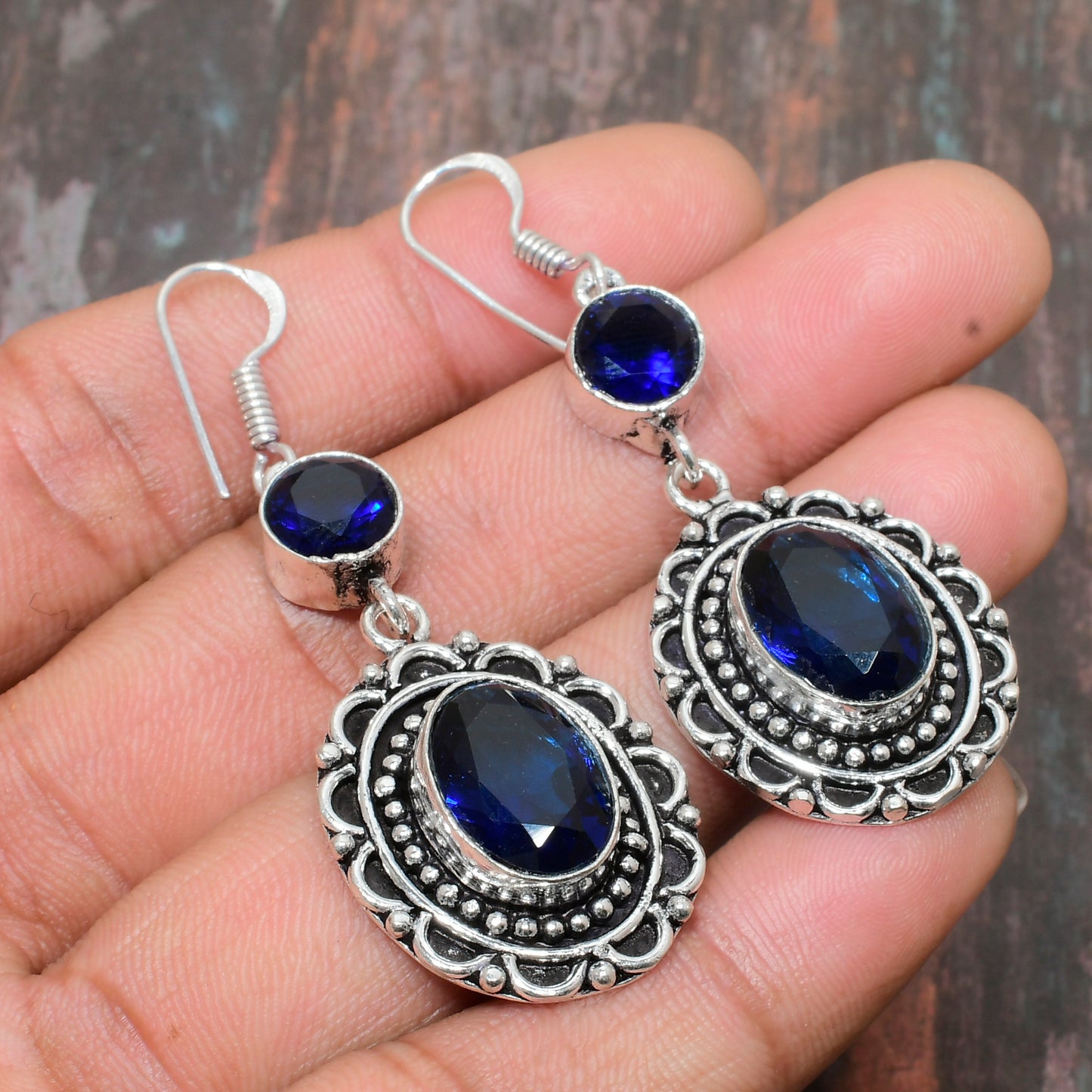 Sapphire Serenity – Silver Filigree Earrings