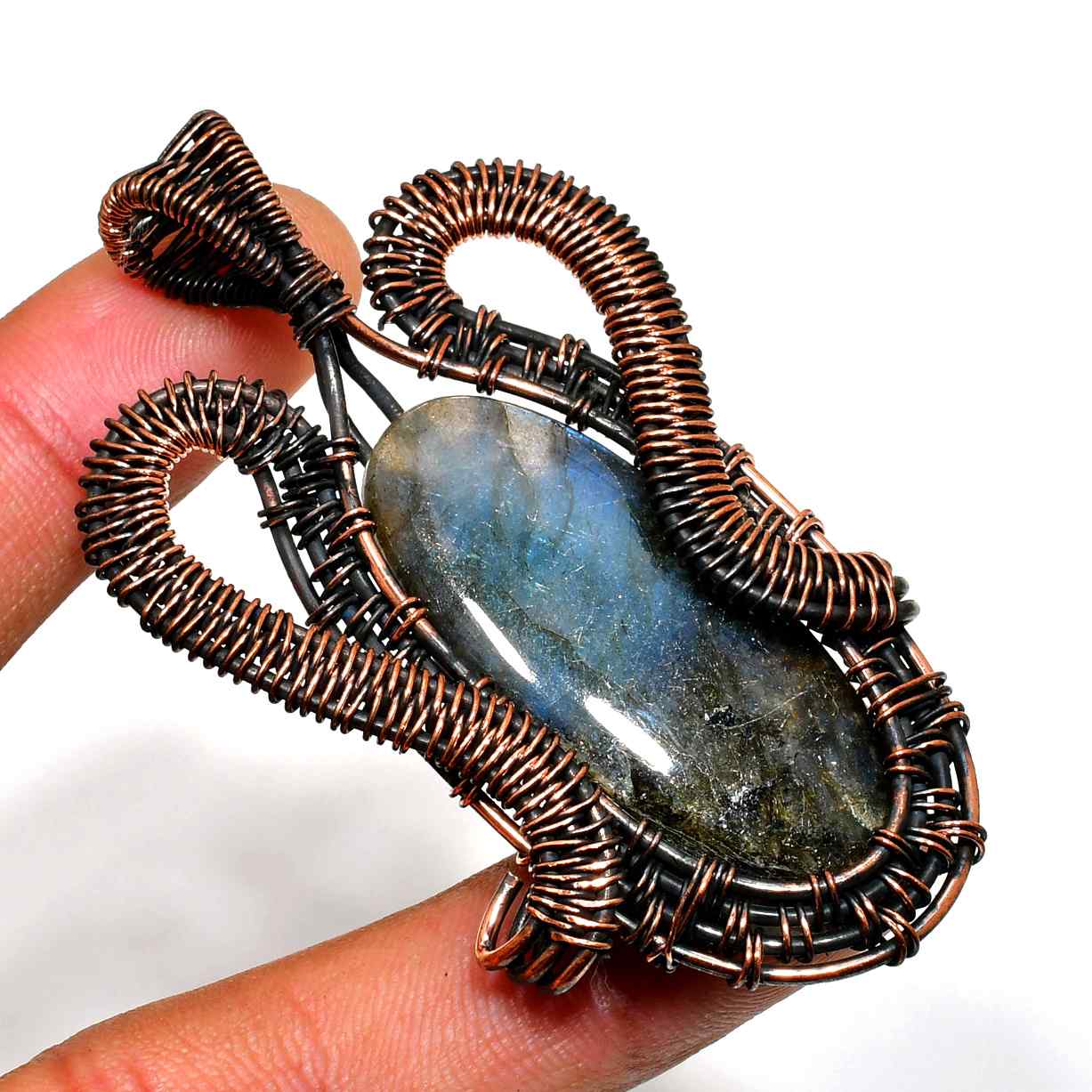 Selene’s Veil – Labradorite Copper Pendant