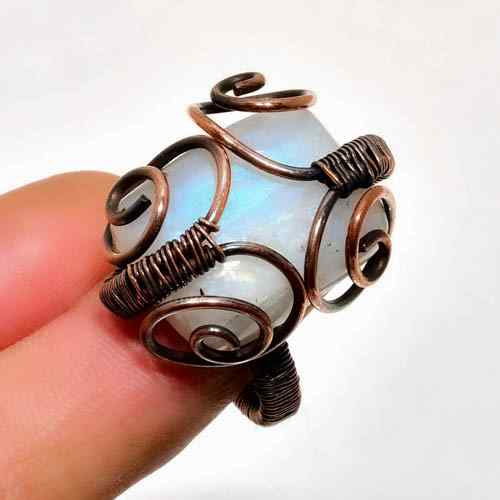 Luna’s Embrace – Oxidized Copper Moonstone Ring