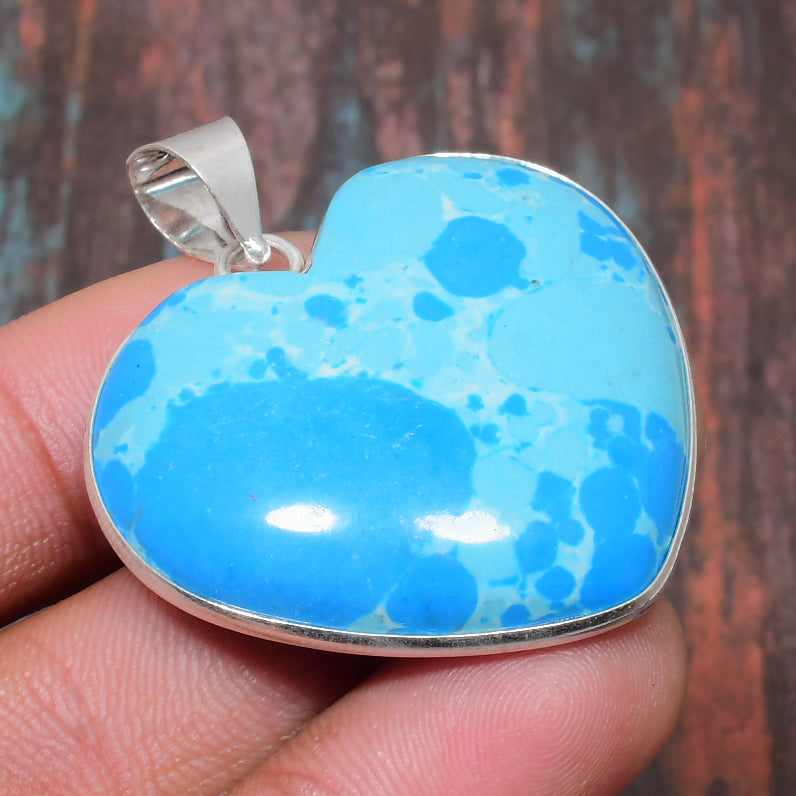 Tranquil Heart – Turquoise Howlite Silver Pendant