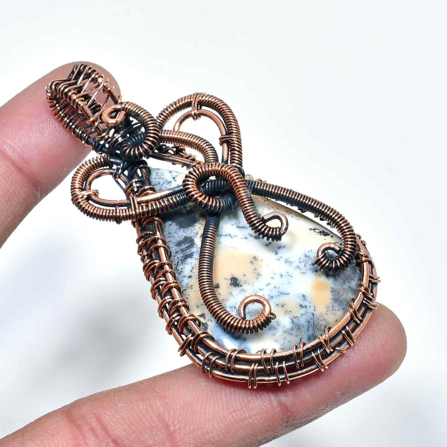 Ember’s Embrace – Agate & Copper Pendant