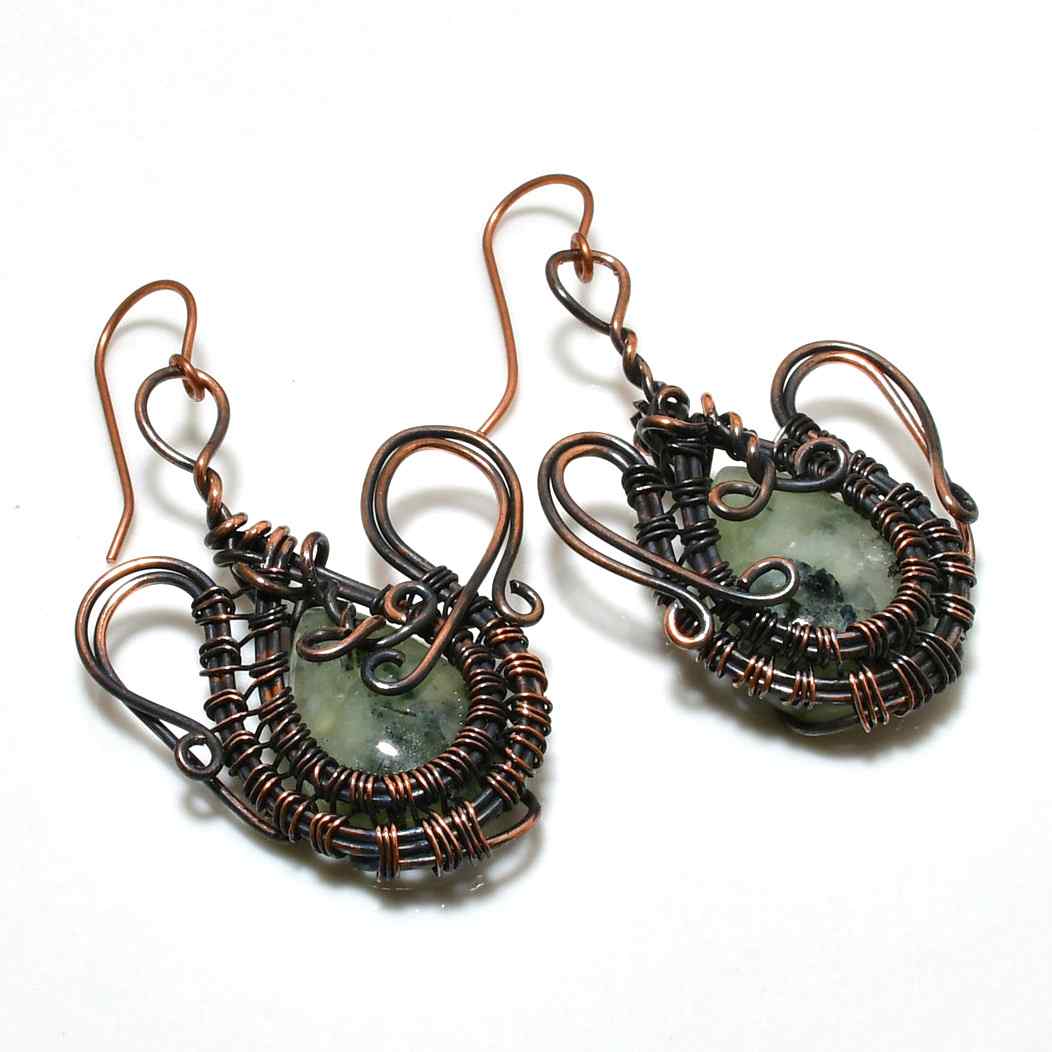 Ivy’s Embrace – Green Gem Copper Earrings
