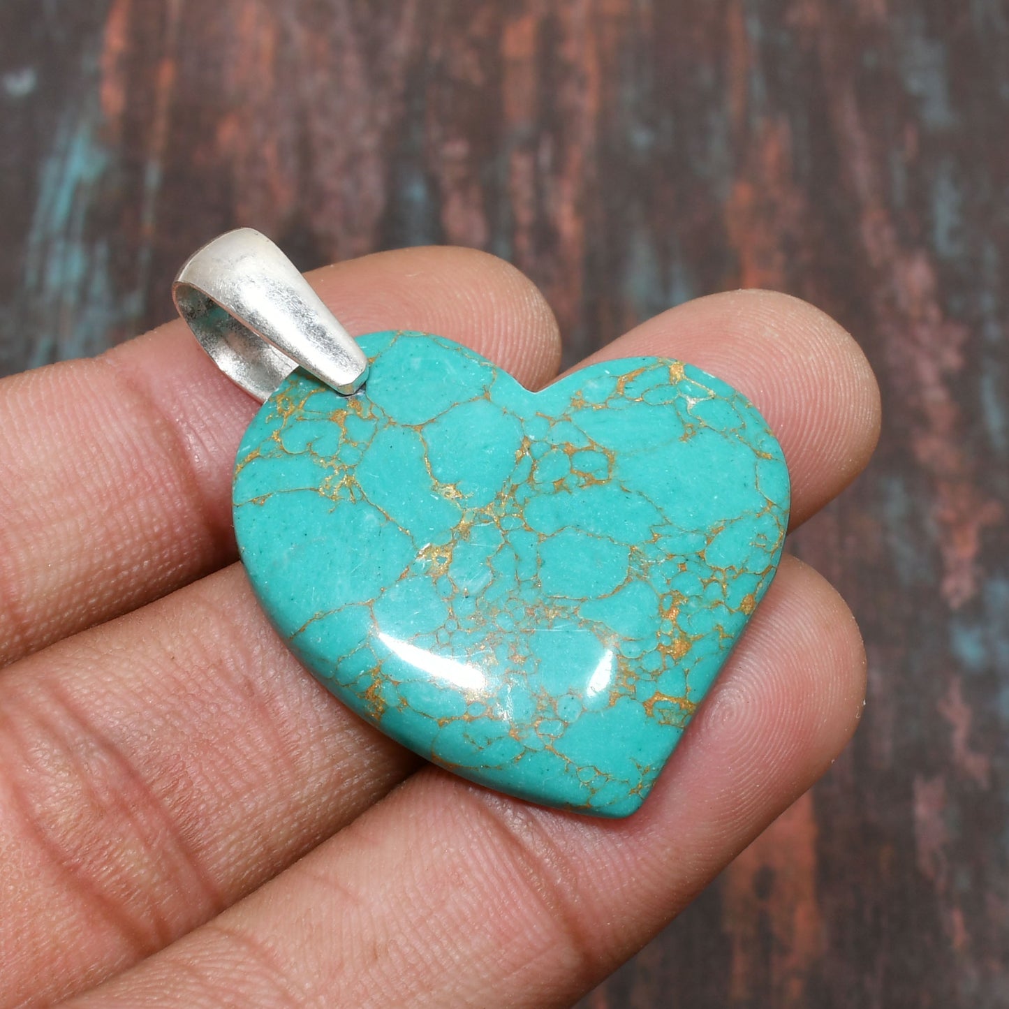 Serene Heart – Turquoise & Silver Pendant