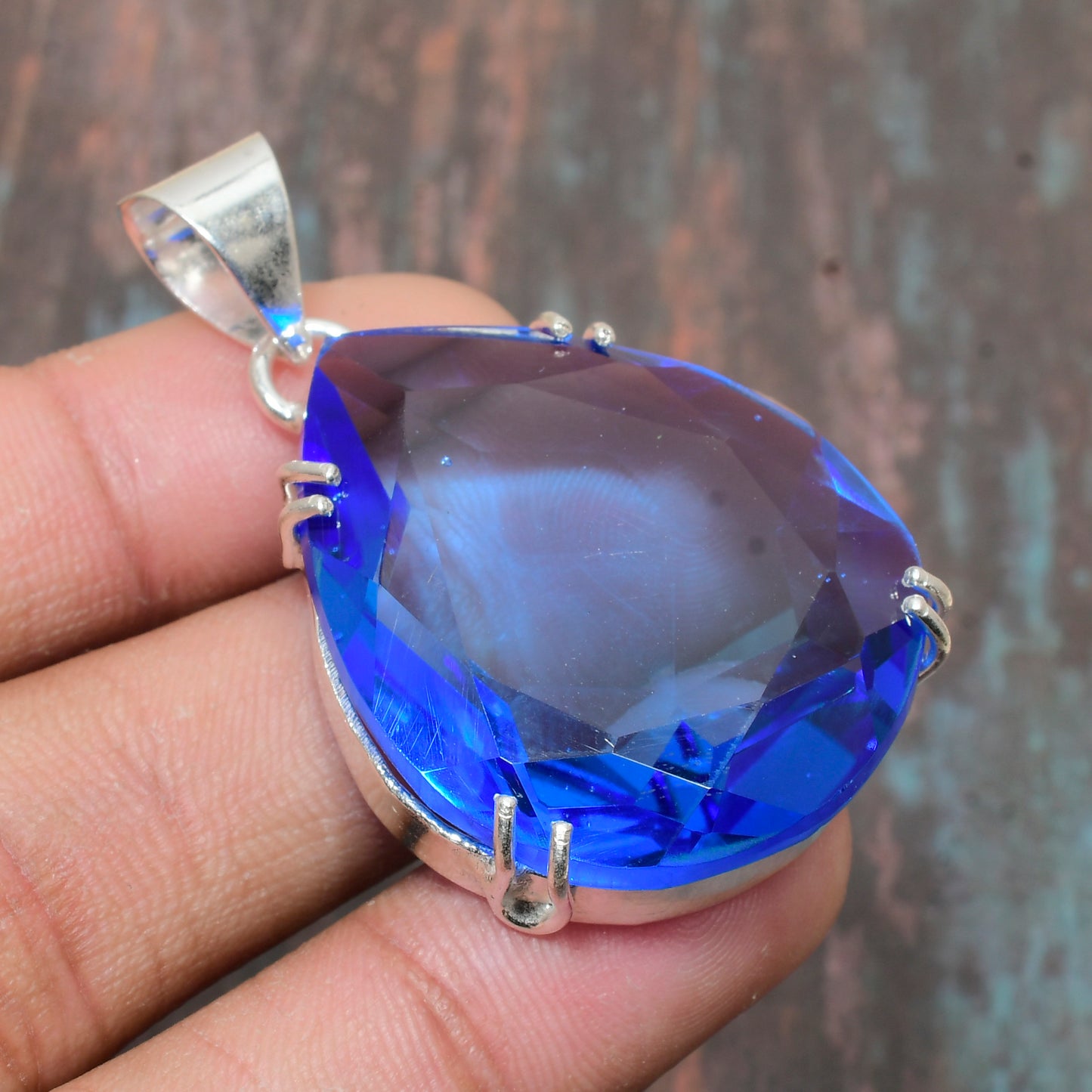 Luna’s Clarity – Blue Topaz Sterling Silver Pendant