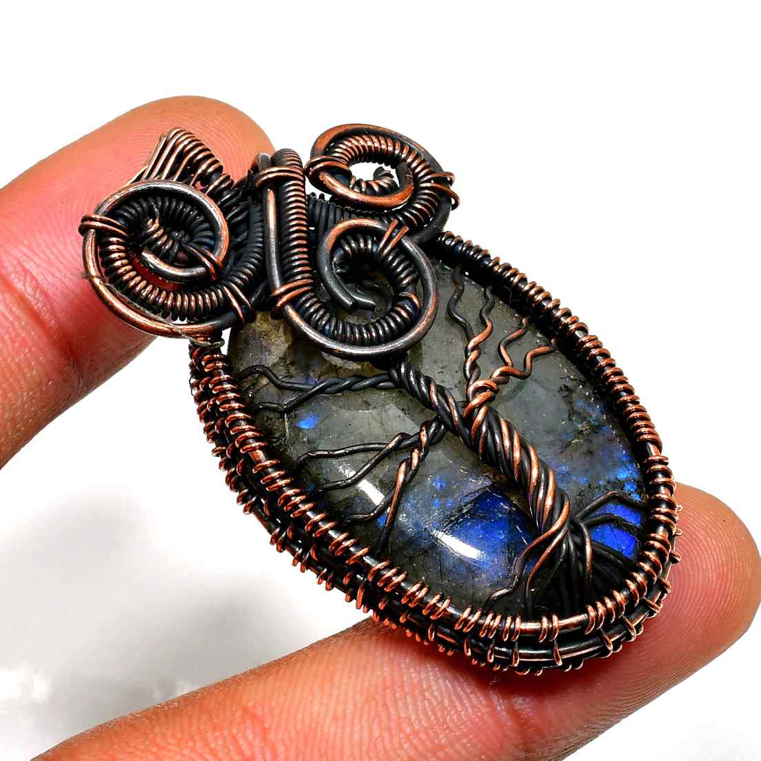 Labradorite’s Glow – Oxidized Copper Pendant