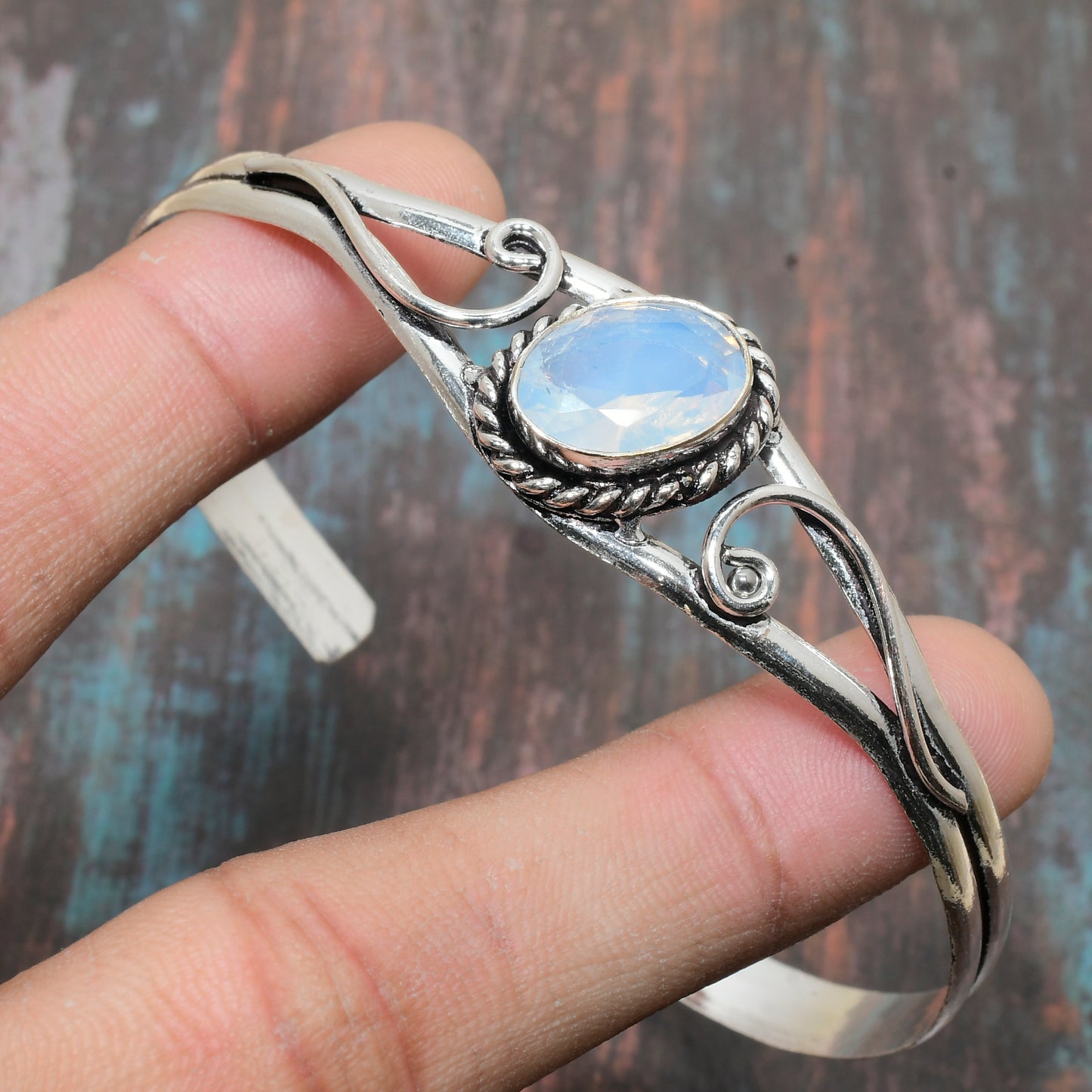 Luna’s Grace – Sterling Silver Moonstone Bracelet