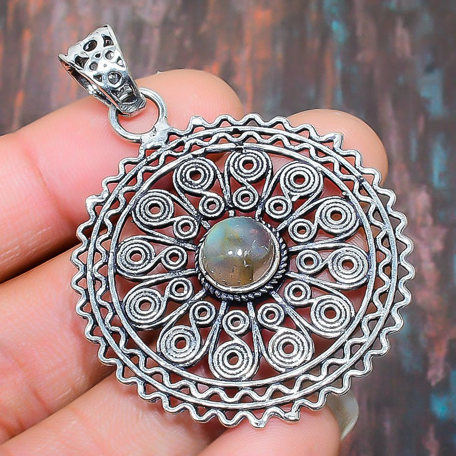Celestial Mandala – Labradorite & Sterling Silver Pendant