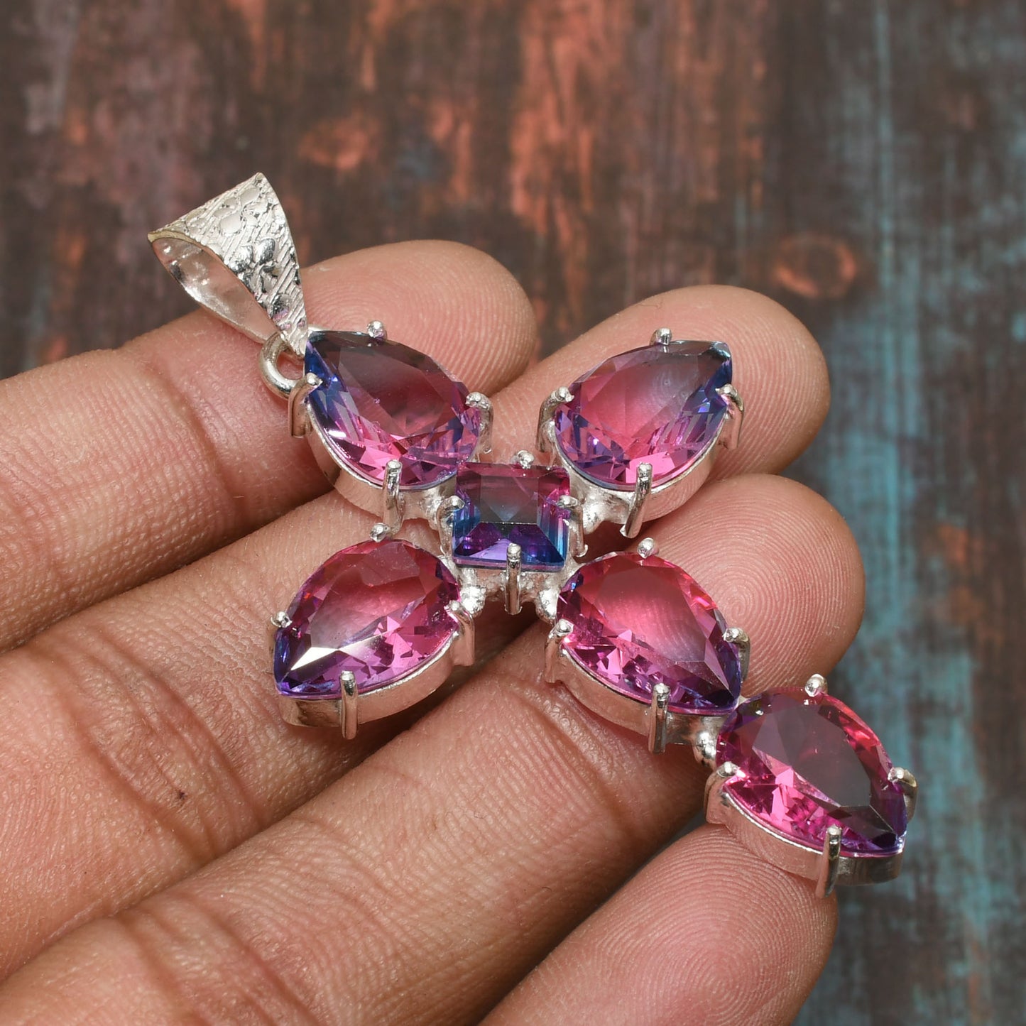 Serene Symphony – Amethyst Sterling Silver Pendant