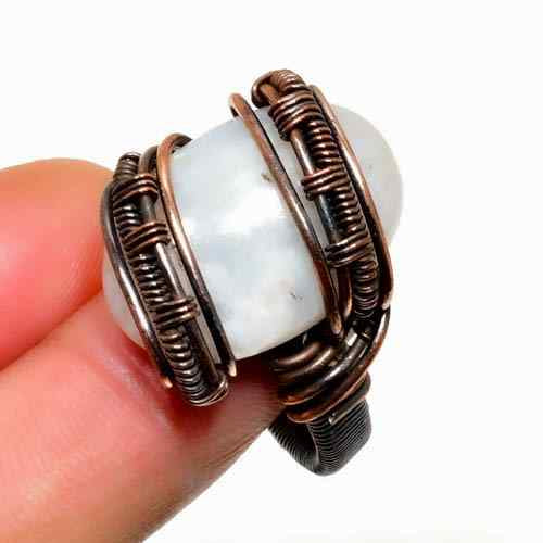 Luna’s Embrace – Moonstone & Antique Copper Ring