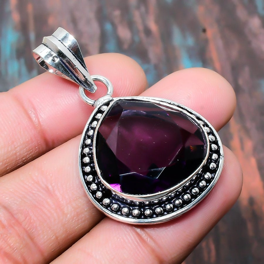 Celestial Calm – Amethyst & Silver Pendant