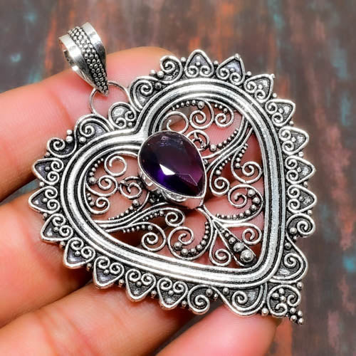 Mystic Heart – Silver Filigree Amethyst Pendant