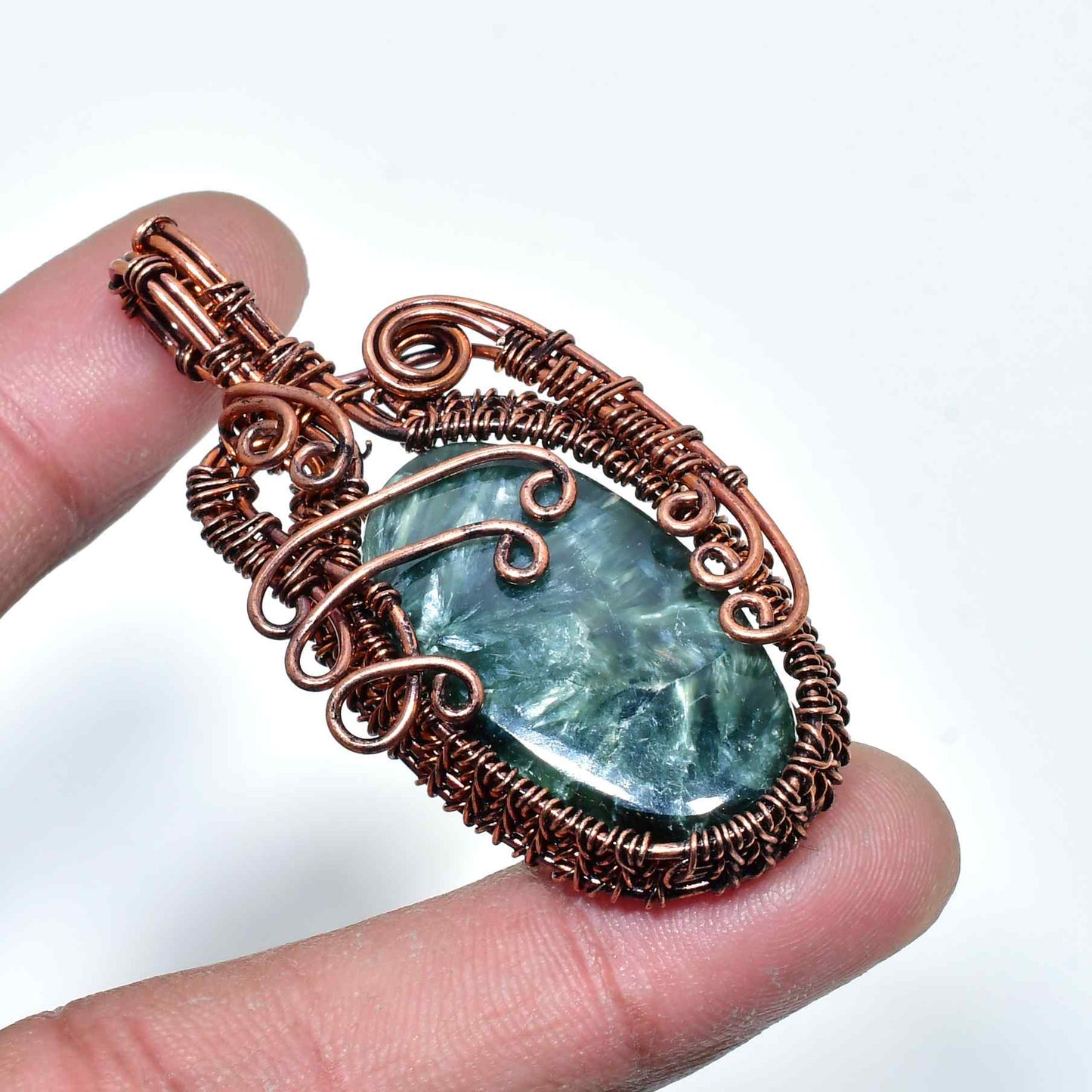 Elara’s Harmony – Fluorite Copper Pendant