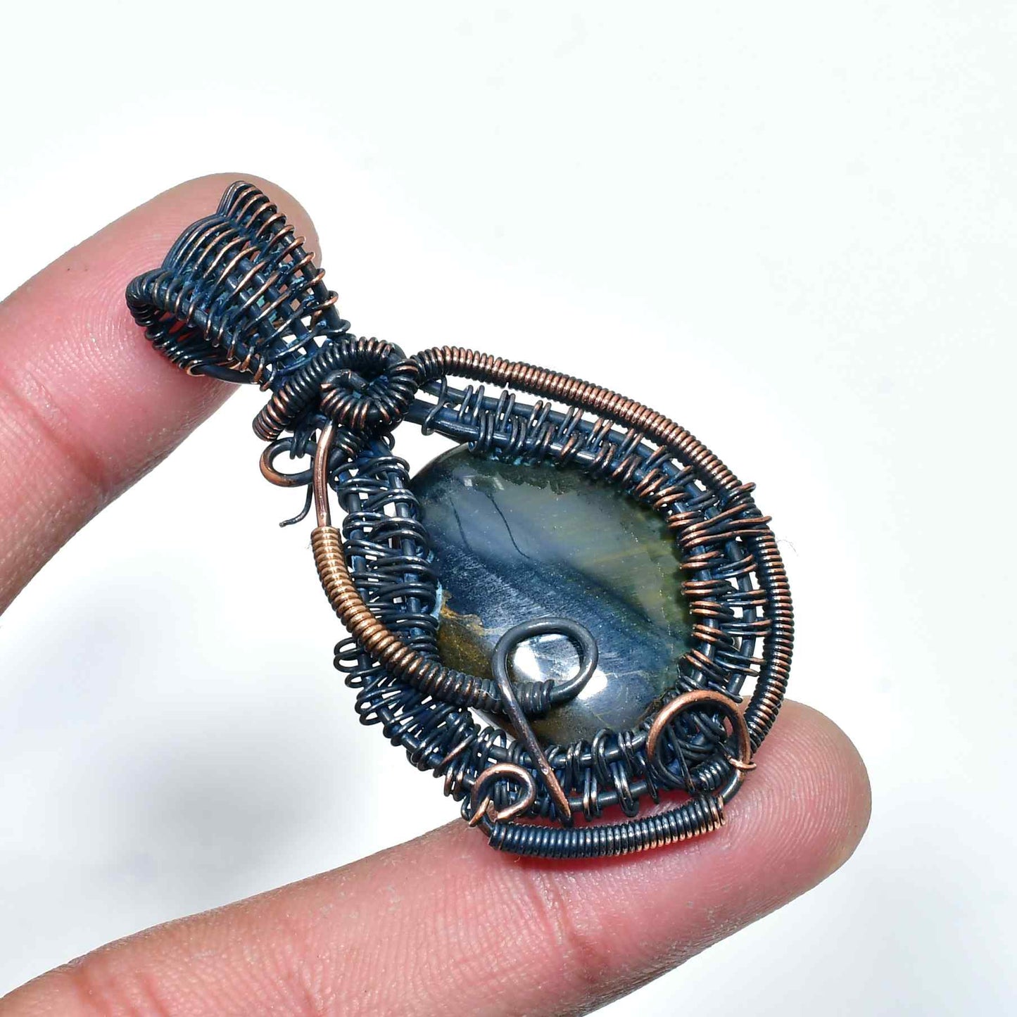 Celestial Wisdom – Lapis Lazuli Copper Pendant