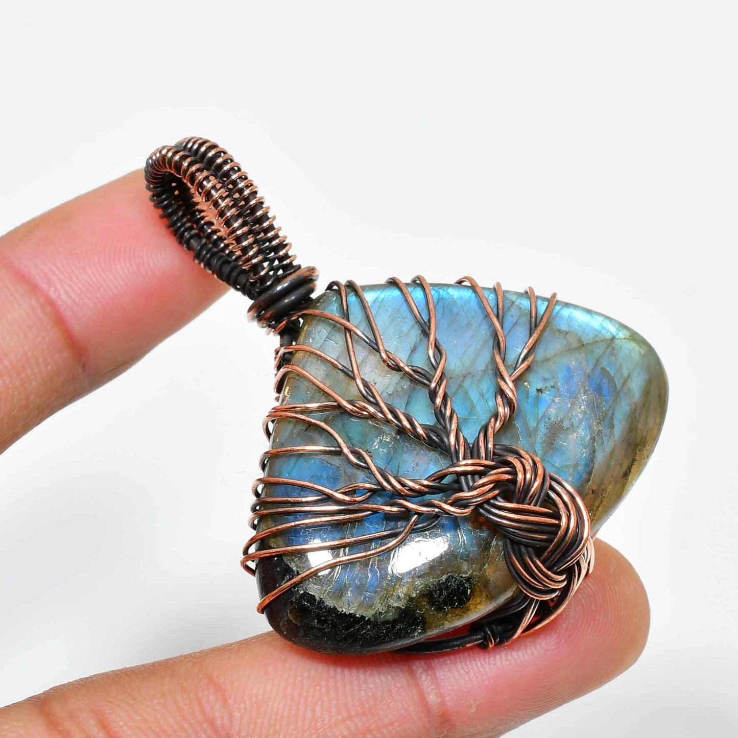 Aurora’s Veil – Labradorite Copper Pendant