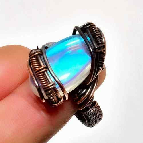 Opaline Dream – Copper-Wrapped Opal Ring