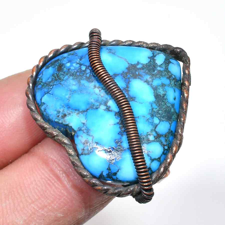 Serenity’s Embrace – Turquoise Copper Pendant