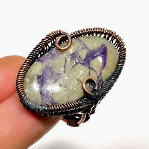 Ezra’s Veil – Handwrapped Amethyst & Copper Pendant