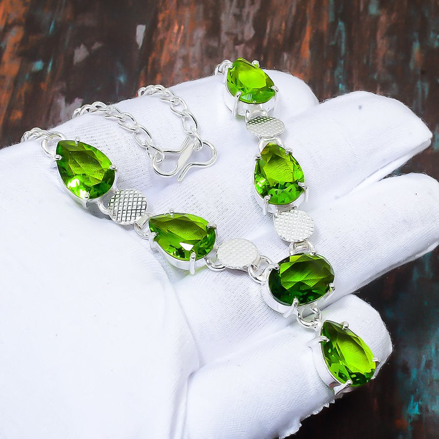 Verdant Aura – Peridot Silver Bracelet