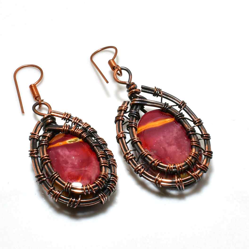 Ember’s Embrace – Red Agate Copper Earrings