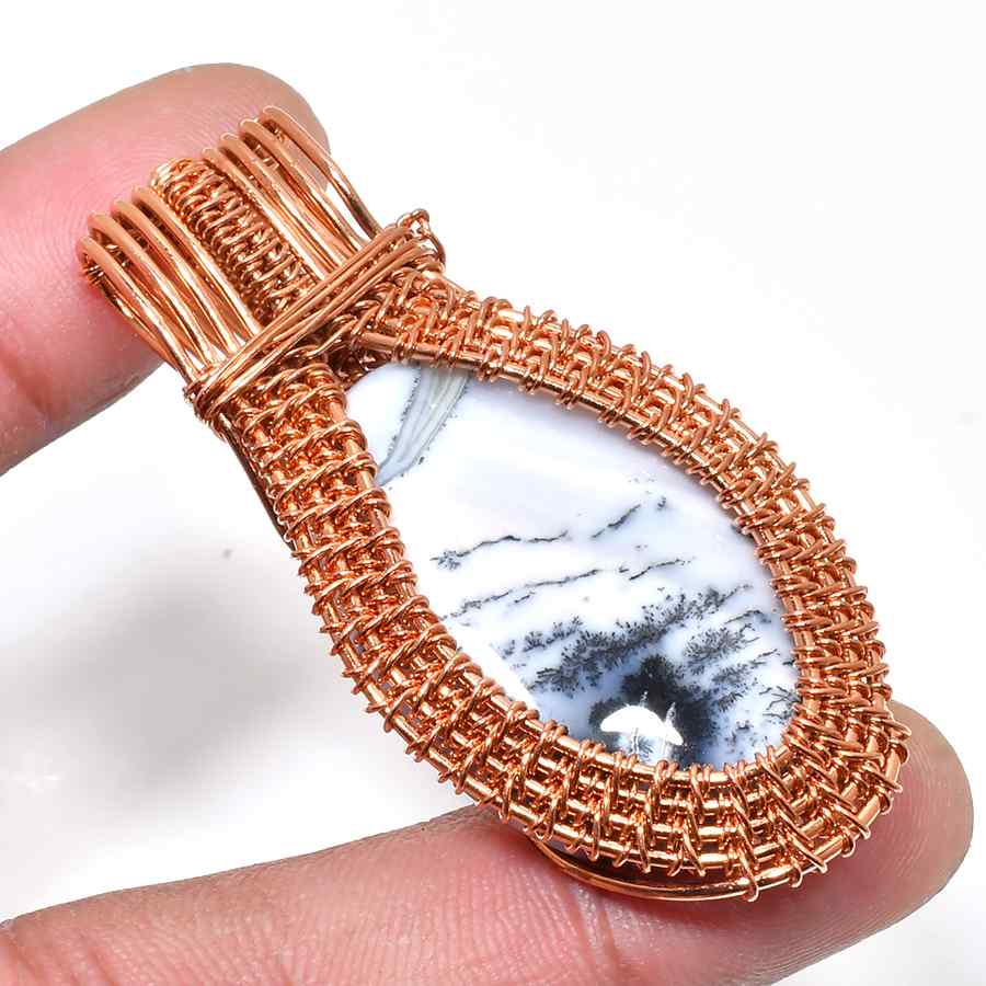 Earth’s Whisper – Rose Gold Agate Pendant