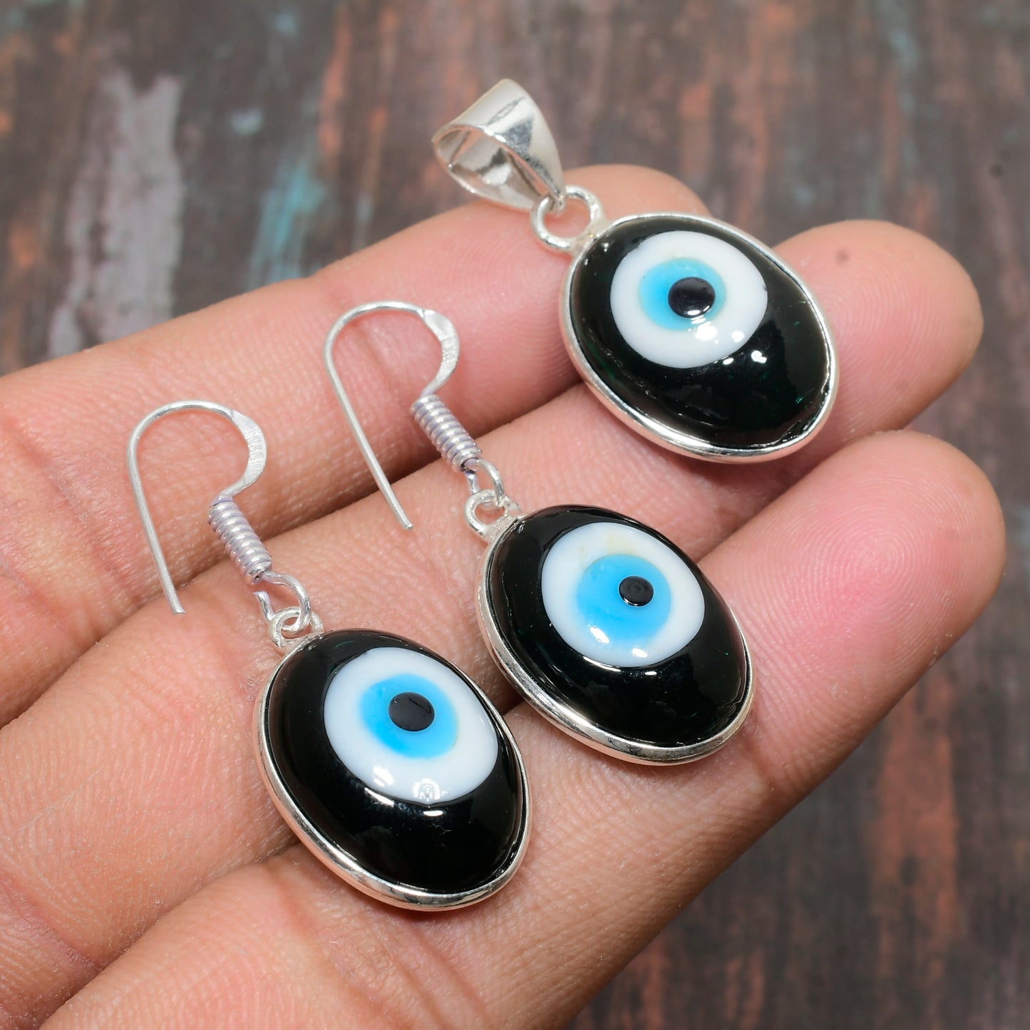 Obsidian Shield – Black Glass Evil Eye Pendant & Earrings