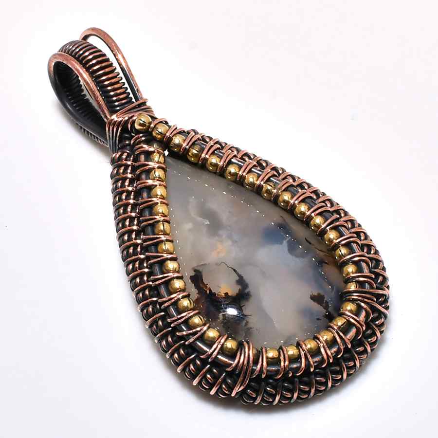 Sky’s Whisper – Copper-Wrapped Agate Pendant