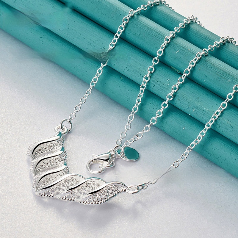 Hollow Leaf Pattern Pendant
